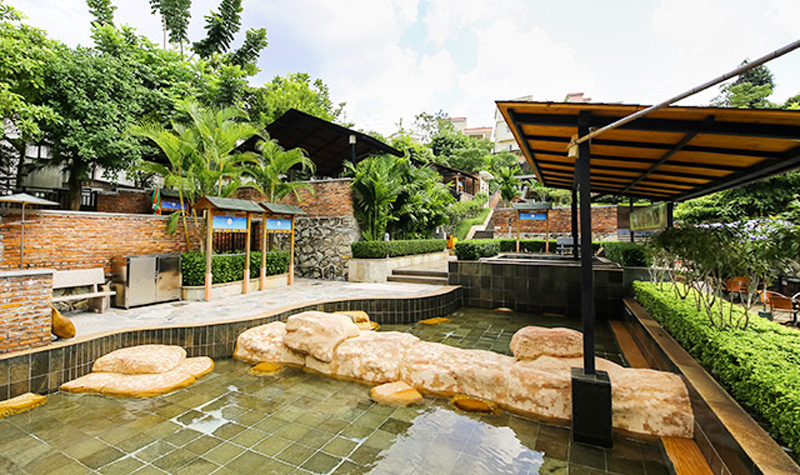 Longshan Hot Spring