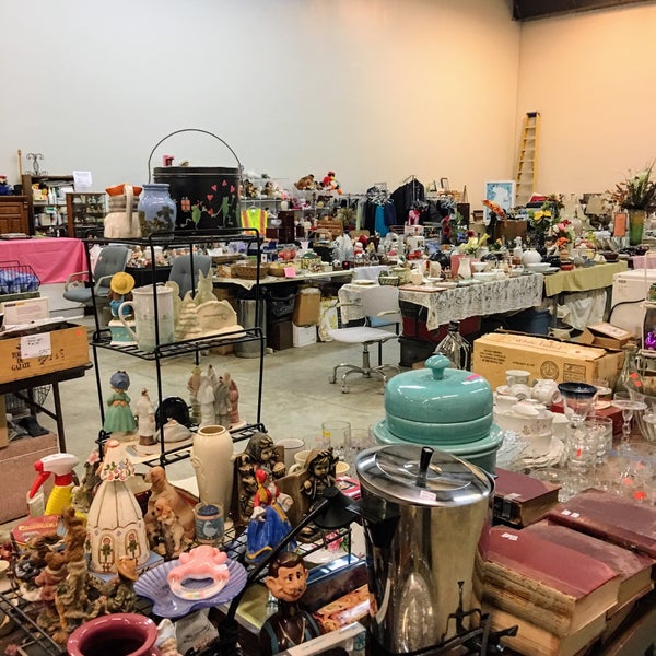 Maplewood Indoor Flea Market