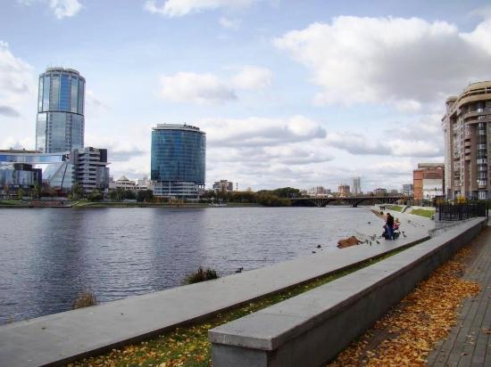 Olimpiyskaya Embankment