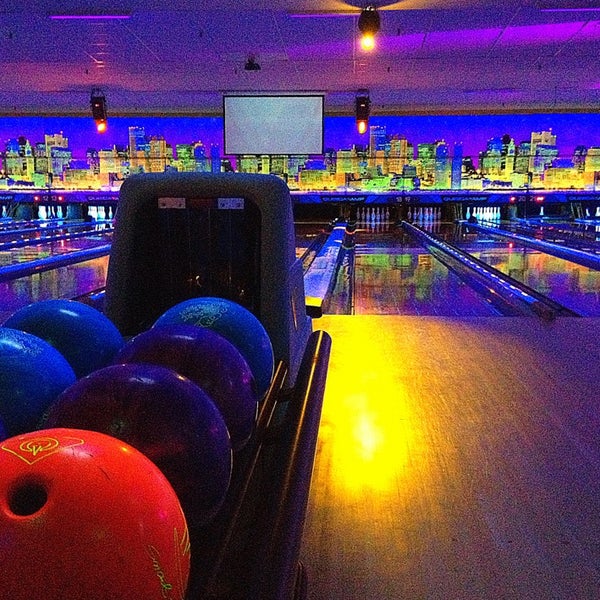 Piramida Bowling