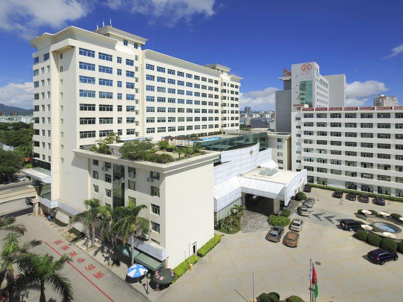 Pearl Plaza (Liberation RD)