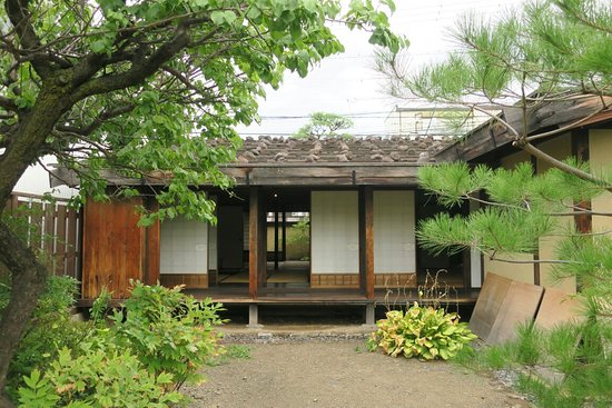 Takahashi Family Residence
