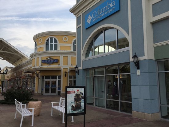 The Outlet Shoppes of the Bluegrass