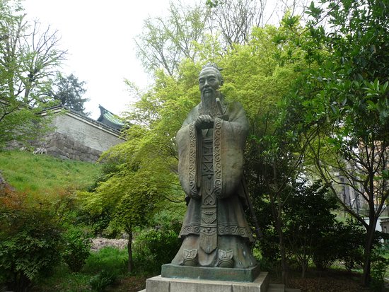 Statue of Koshi