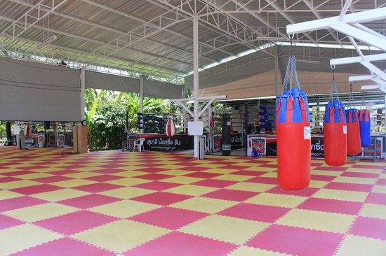 Sumalee Boxing Gym