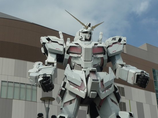 Unicorn Gundam Statue