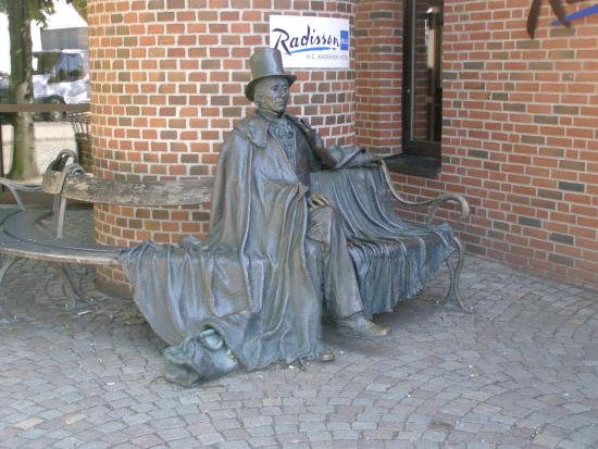 Hans Christian Andersen on Bench