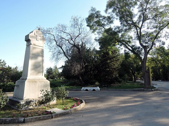 Historical Boulevard