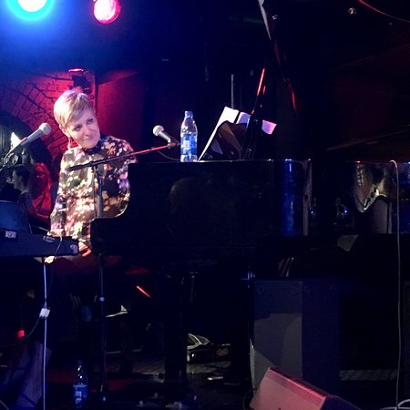 Nefertiti Jazz Club
