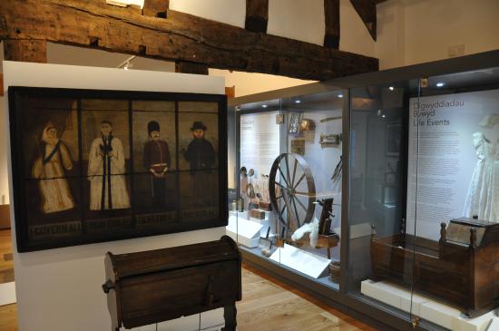 Gwynedd Museum & Art Gallery