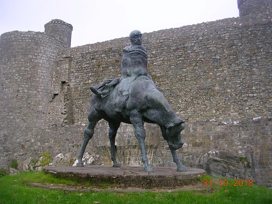The Two Kings Statue