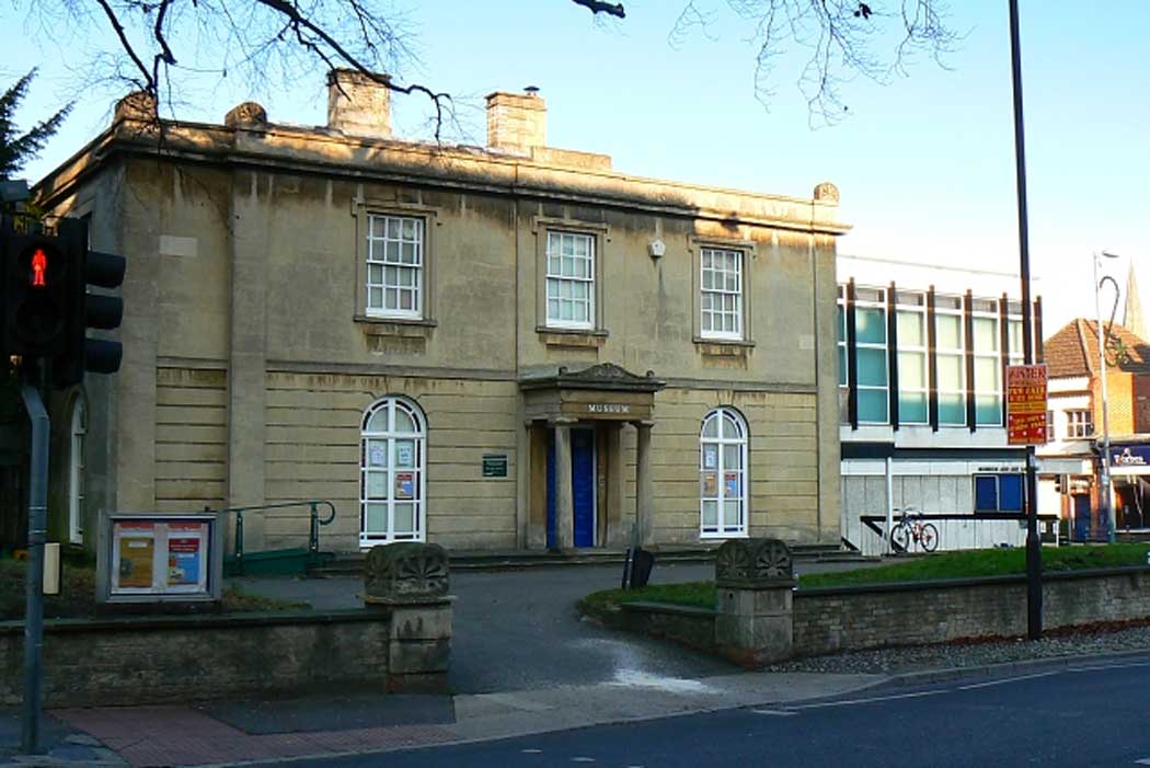 Swindon Museum and Art Gallery
