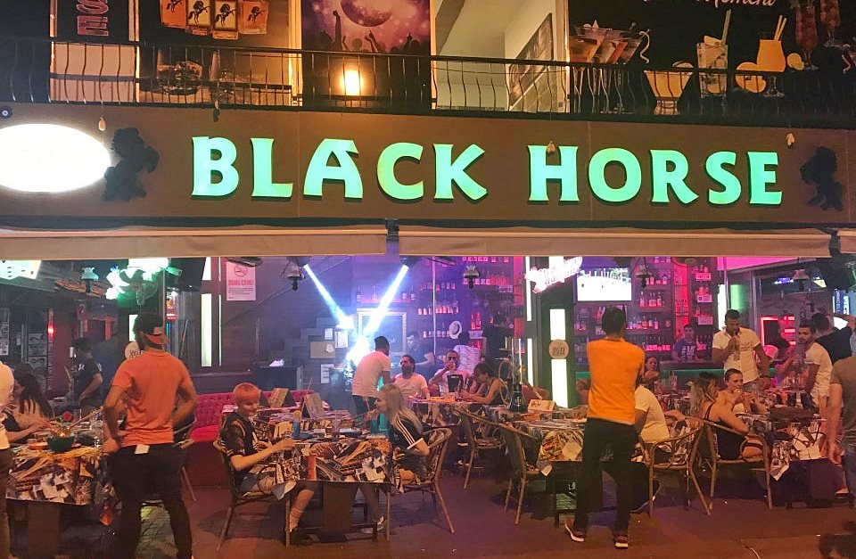 Black Horse Cafe and Bar