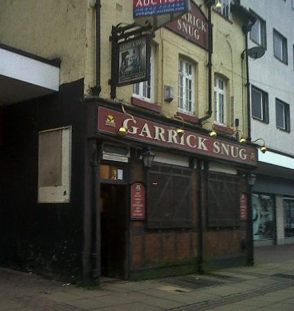 The Garrick Snug