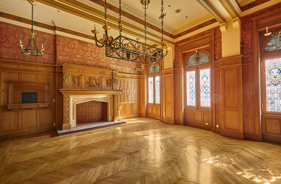 Aisha Fahmi Palace