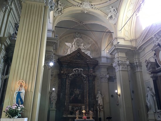 Chiesa Santuario S. Maria Del Suffragio