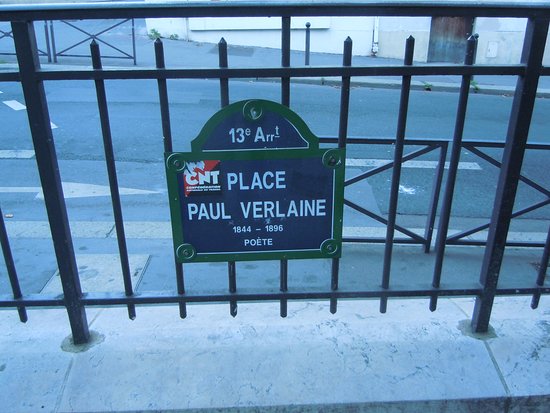 Plaque Commémorative du Bicentenaire du Premier Vol Humain en Montgolfiere
