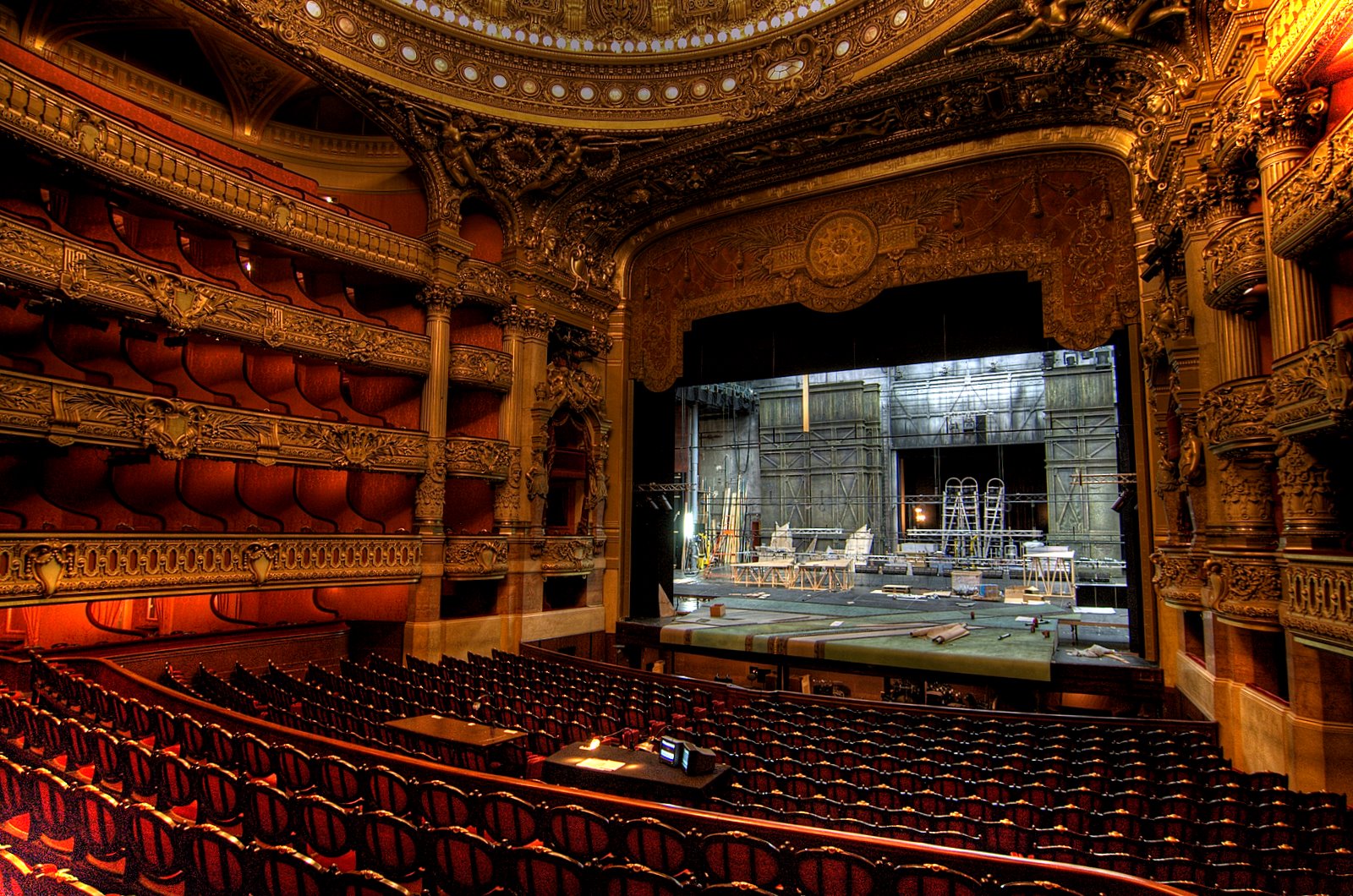 Theatre Astral