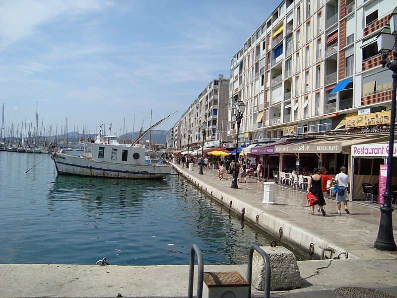 Petit Bazar