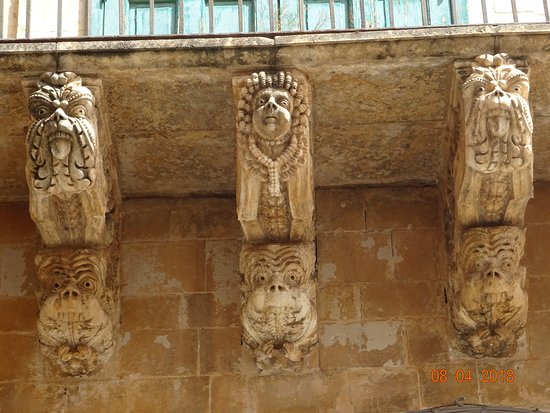 Palazzo Deodato - Burgio - Di Lorenzo