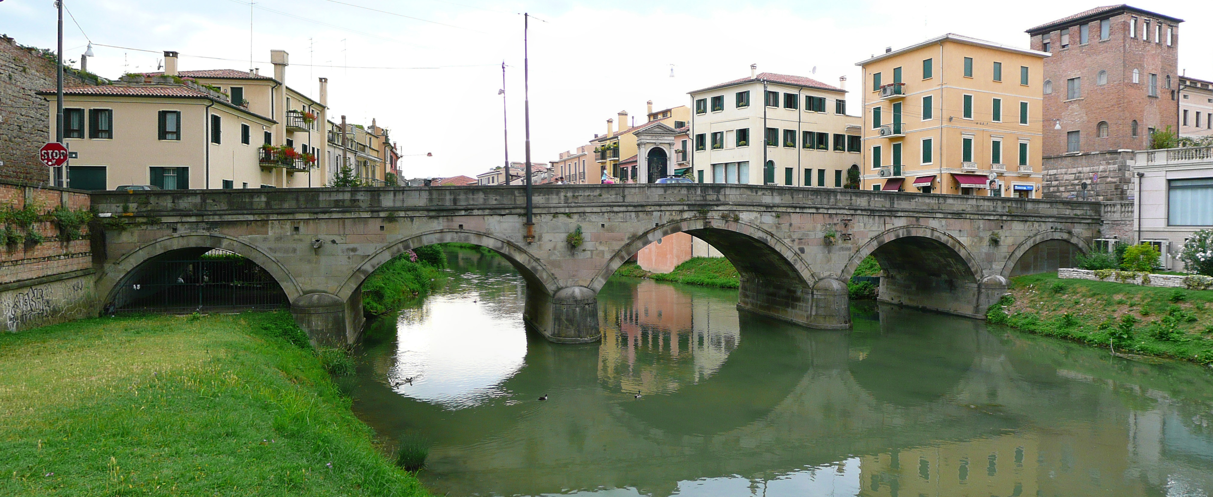 Ponte Molino