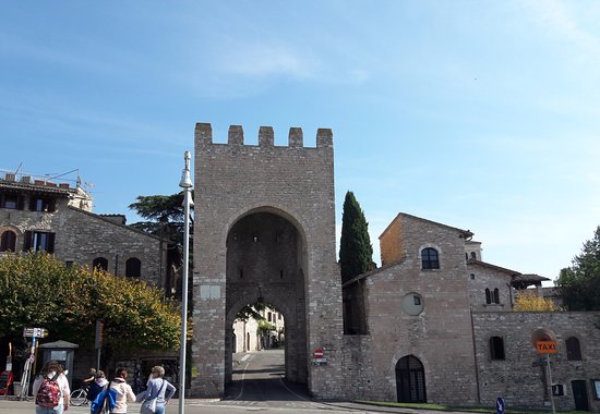 Porta San Pietro