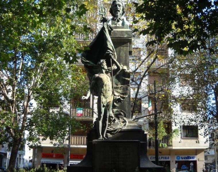 Monumento a Felice Govean