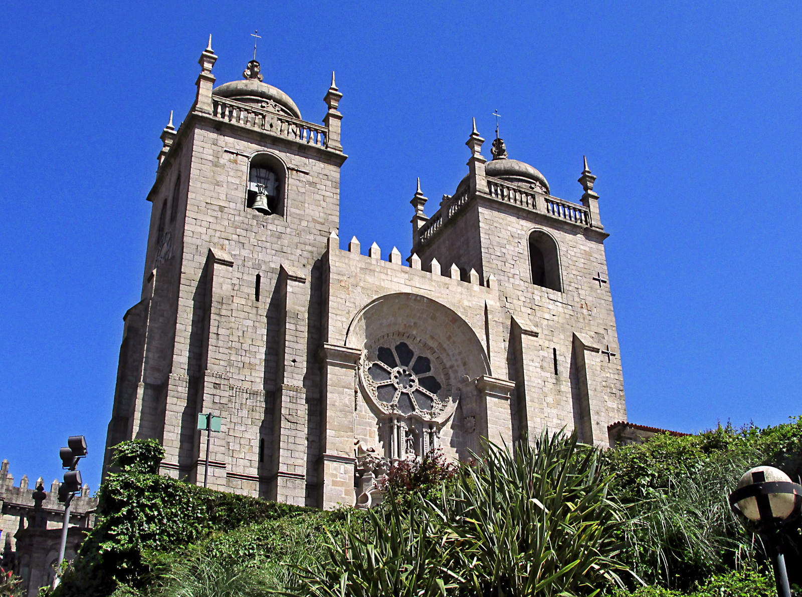 Porta Ferronia