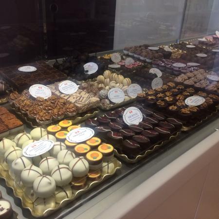 La Chocolate Chocolate Store