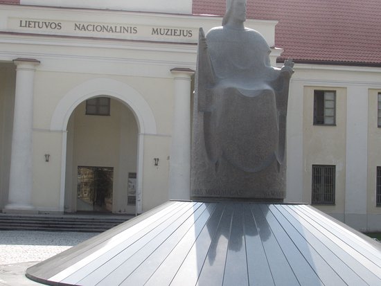Paminklas Karaliui Mindaugui