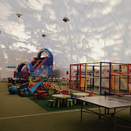 Salta Salta - Playground with inflatable games in Mestre