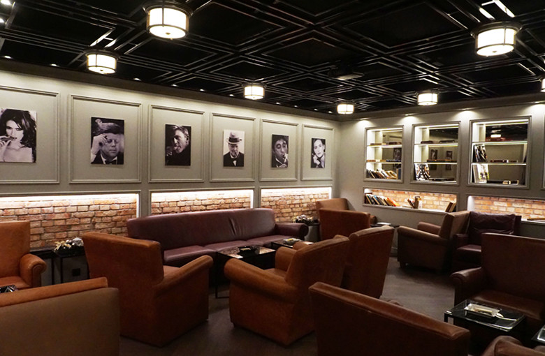 Cigarro Cigar Shop & Lounge
