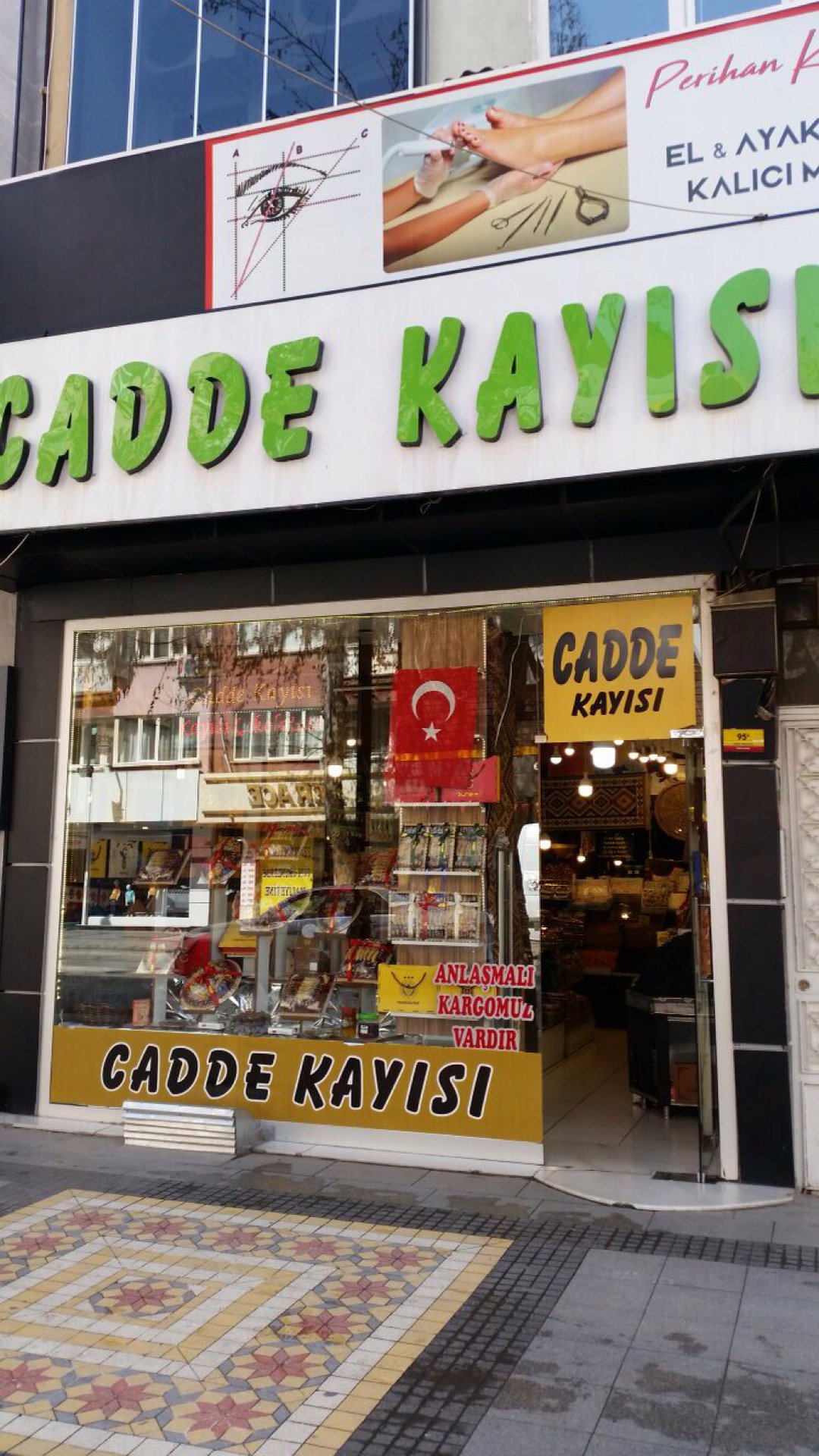 Cadde Kayisi