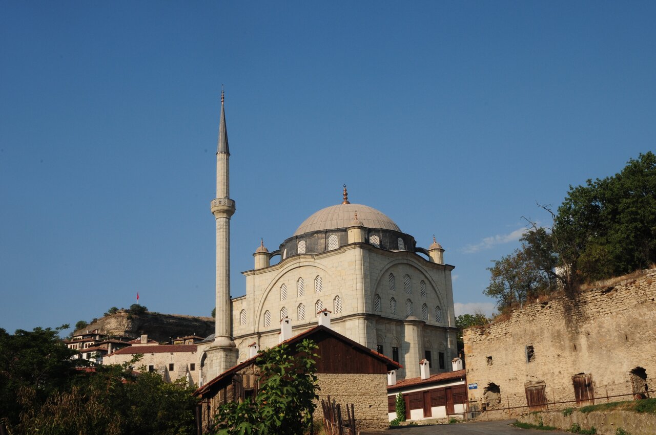 Izzet Pasa Mosque