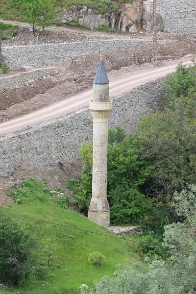 Dere Cami Minaresi
