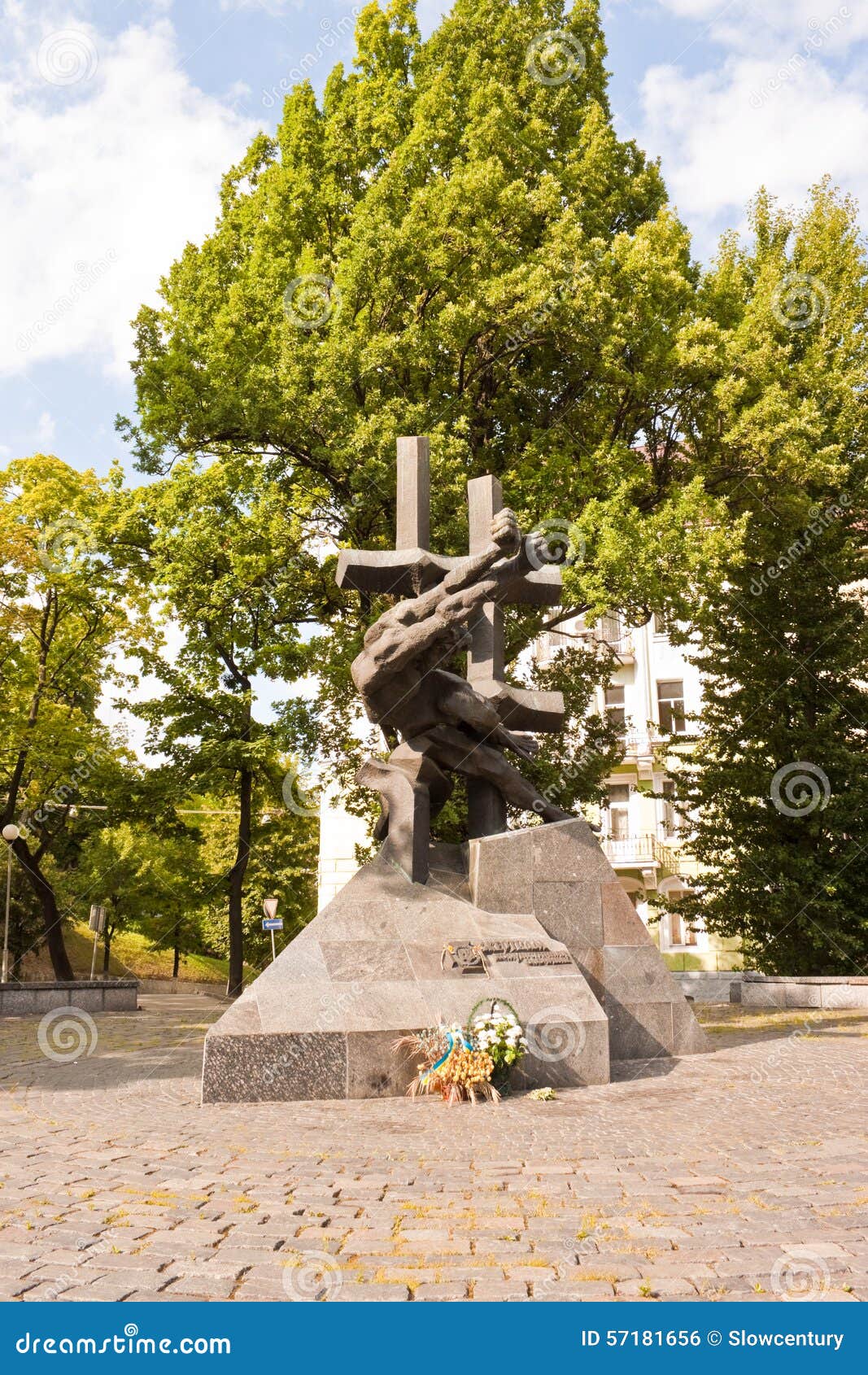 Monument to the Victims of Communist Crimes