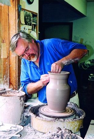 Alewine Pottery