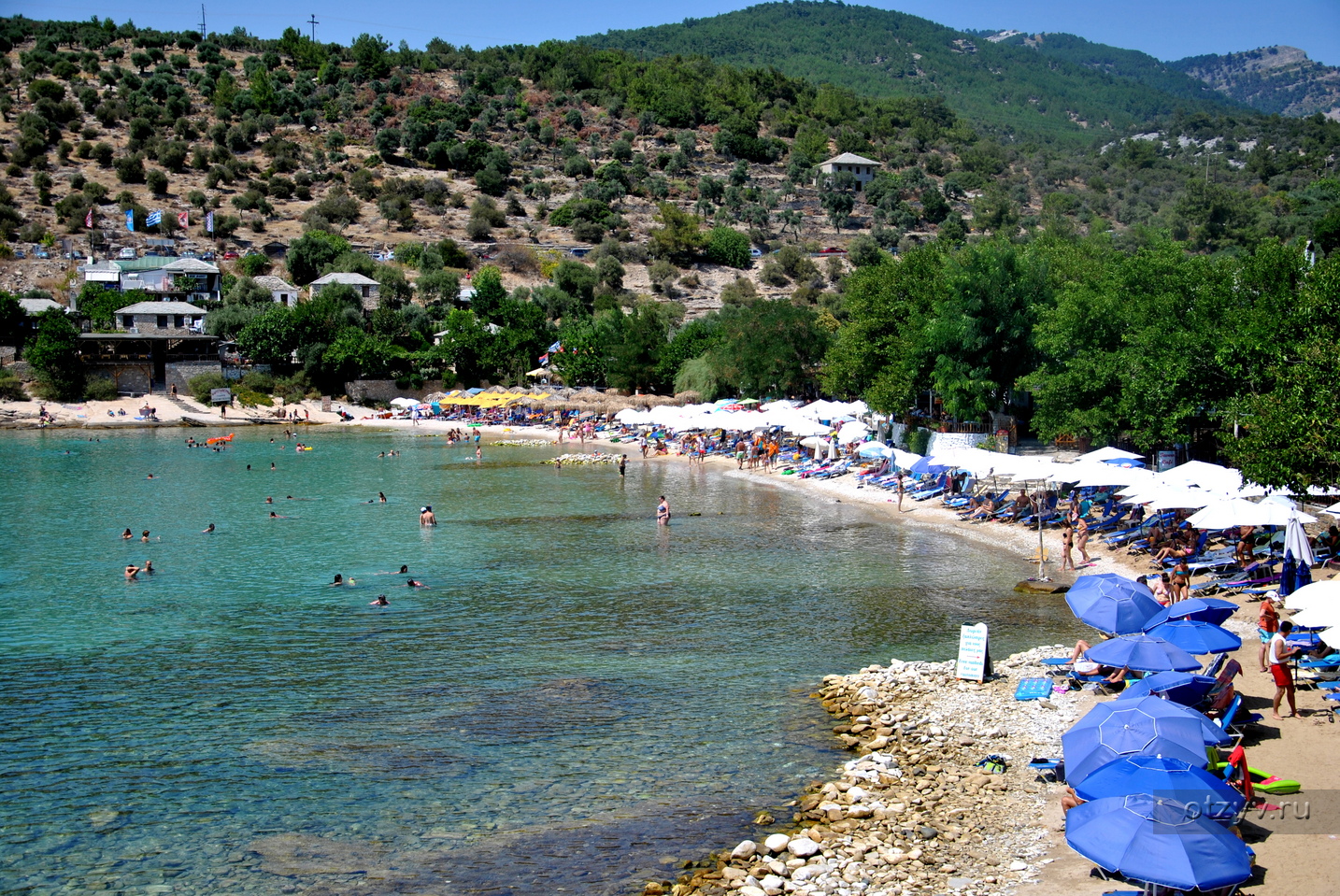 Aliki Beach