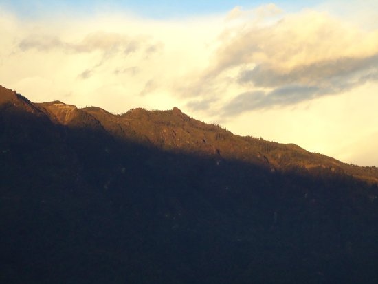 Geshila Peak
