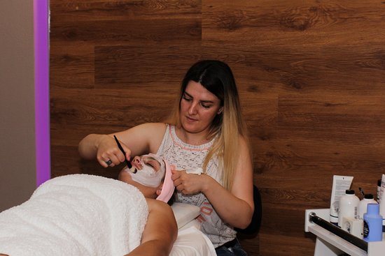 Queen Dea Sallon Nails & SPA