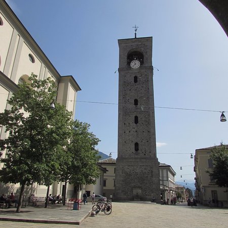 La Collegiata dei SS. Gervasio e Protasio