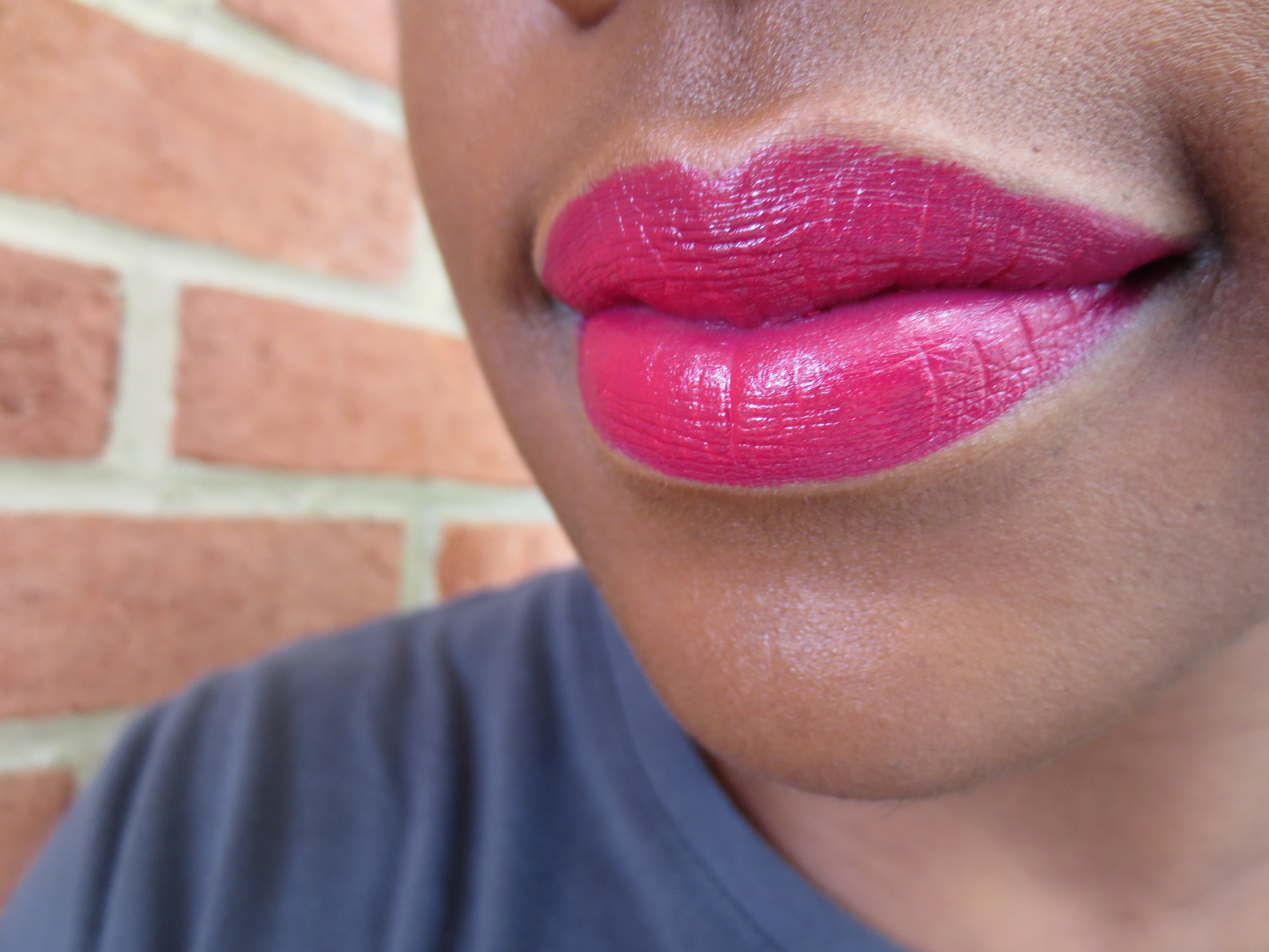 Loc N Lip