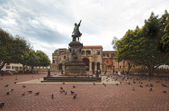 Plaza Parque Colon