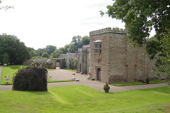 Kentchurch Court