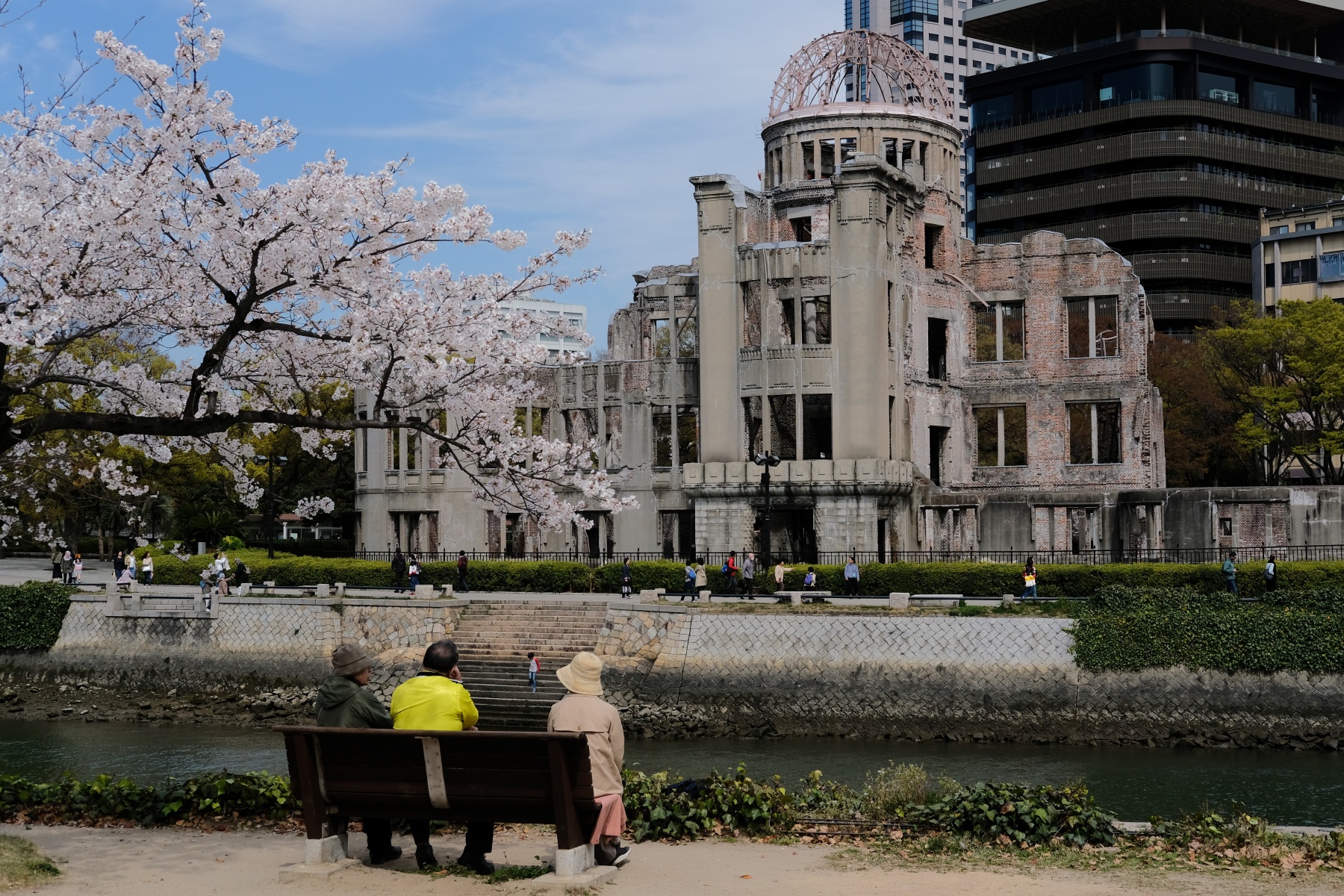 Suzukawa Gallery