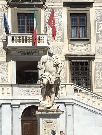 Statua di Cosimo I de' Medici