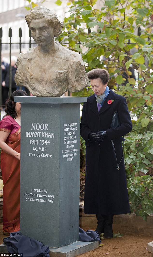 Noor Inayat Khan Statue