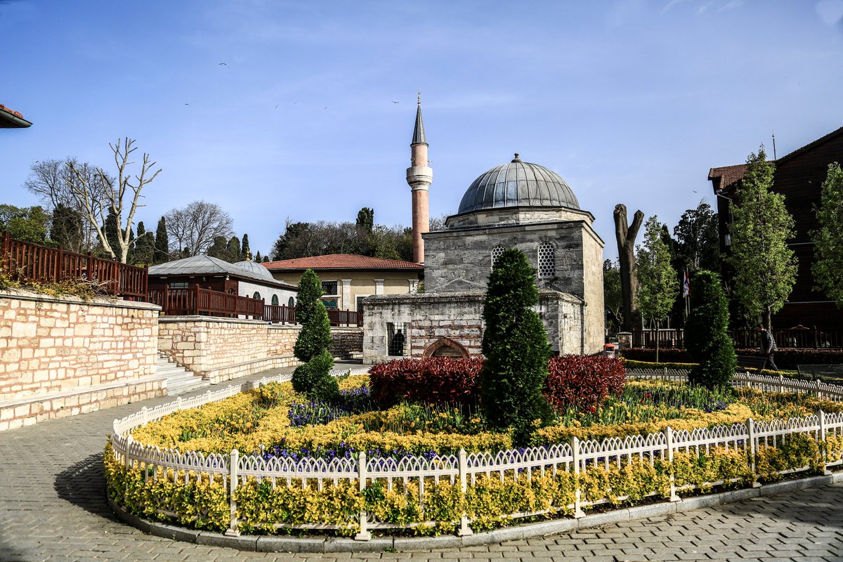 Merkezefendi Camii