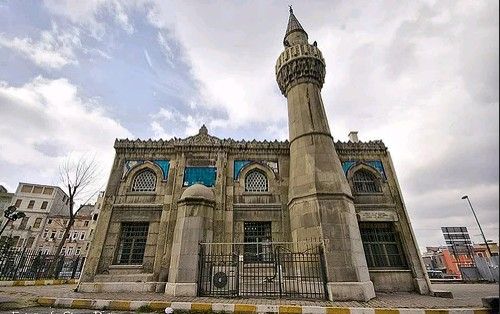 Kamerhatun Mosque