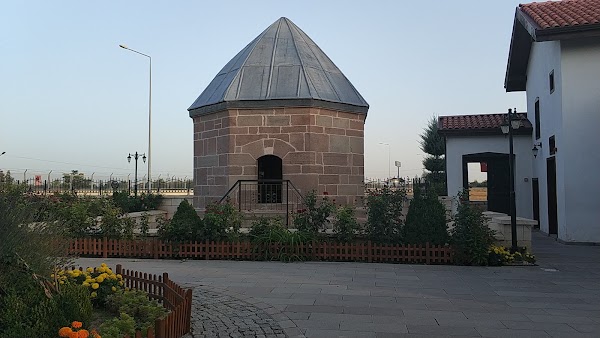 Ates Baz-i Veli Turbesi
